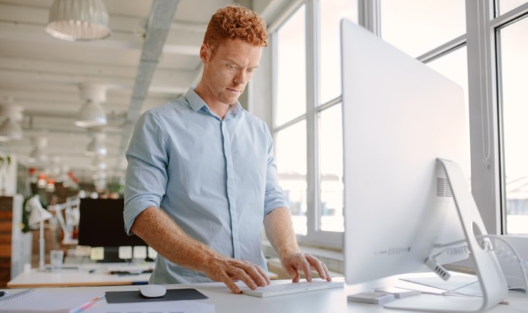 What every employer needs to know about sit/stand desks but were afraid to ask