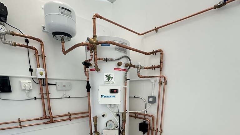 Window Ashp Air Source Heat Pump Systems (ASHP) | Grow London Local