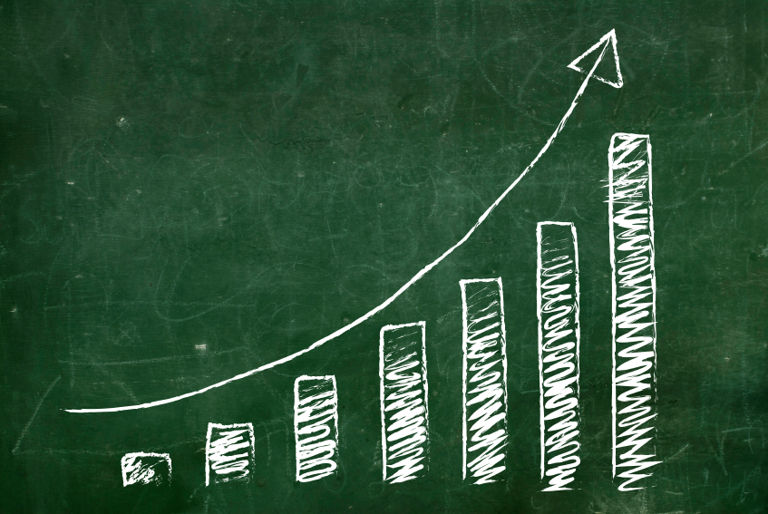 How to create a simple cash flow projection for your business